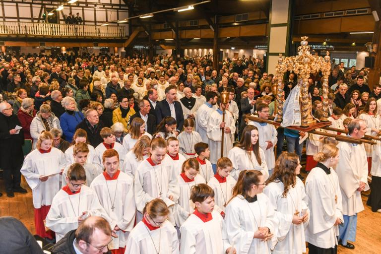 33591075-pastoraler-raum-mit-werl-wickede-ense-und-welver-ist-gestartet-Qq73