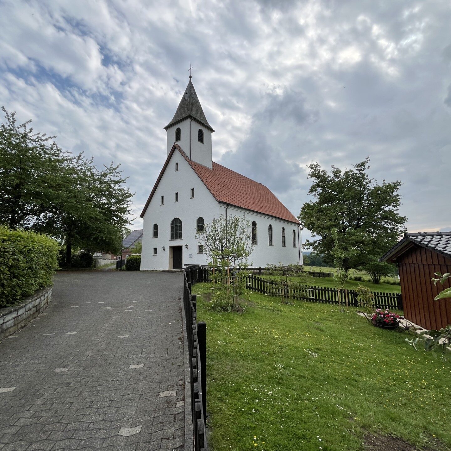Waltringen-aspect-ratio-1-1